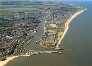aerial view of Gt Yarmouth harbour